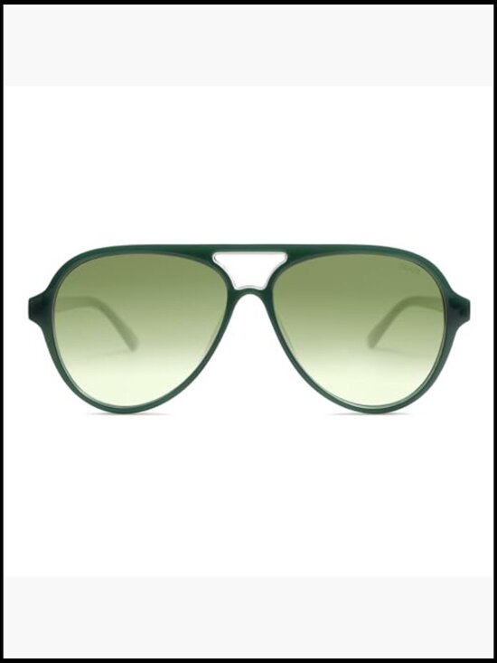 Classic Polarized Aviator Sunglasses with UV400 Protection main image 4